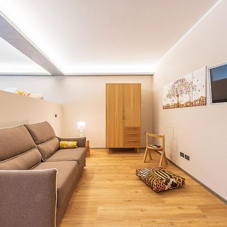 Room 176, Alba Town Екстер'єр фото
