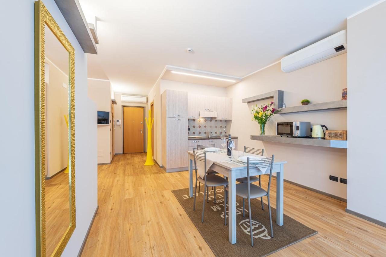 Room 176, Alba Town Екстер'єр фото