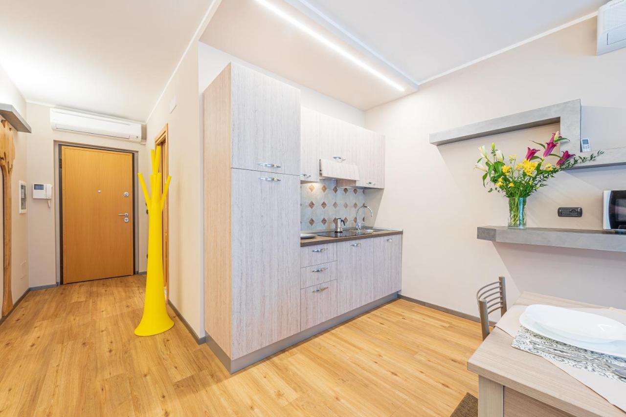 Room 176, Alba Town Екстер'єр фото